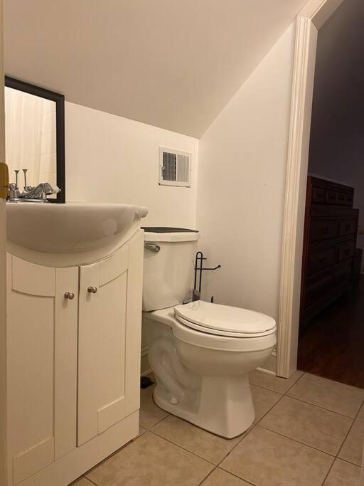 Apartamento Spacious & Private 2Nd Flr. Apt. Irmo Exterior foto